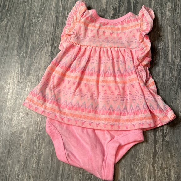 💜3/$15 Baby Outfit Bundle (3) - Picture 7 of 10